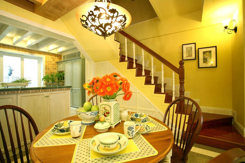 溫馨的地中海風(fēng)格100平米復(fù)式裝修效果圖 溫馨的地中海風(fēng)格100平米復(fù)式裝修效果圖